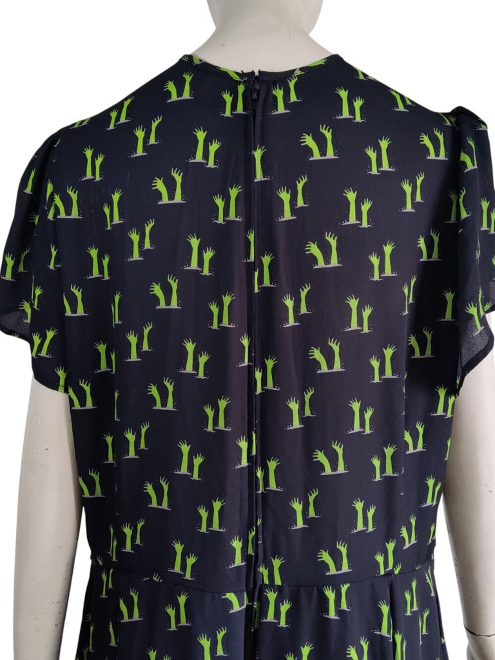 Unique Vintage Retro Zombie Slime Green Hands Tie Neck Swingy Midi Dress 2X/18 - Picture 7 of 12